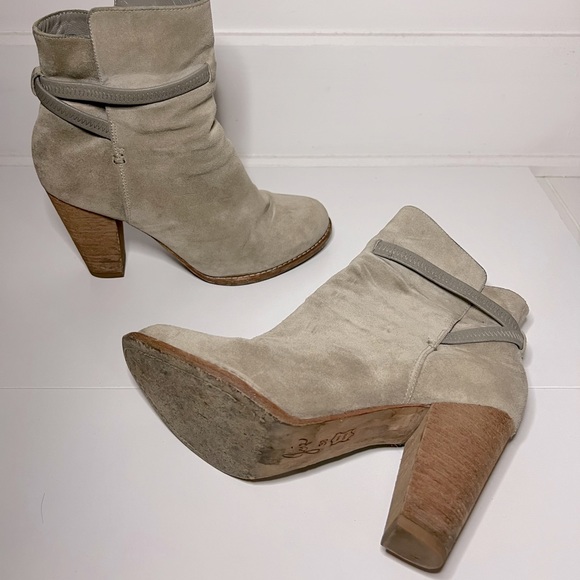 Joie ankle bootie - Picture 3 of 3